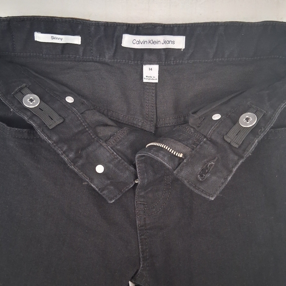 Calvin Klein Boys Slim Fit Straight Leg Black Jeans Sz14 - Picture 4 of 8